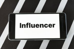 Read more about the article Erfolgreiches Influencer-Marketing: So nutzen Sie die Kraft der Social Media Stars