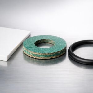 Mehr über den Artikel erfahren Statische Dichtungen im Werkstoffvergleich: PTFE, Faser oder Elastomer?